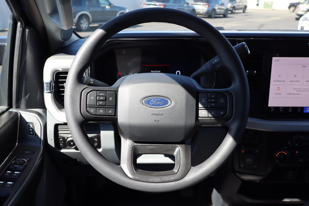 New 2026 Ford F250 XLT w/ XLT Premium Package AWD/4WD image 25