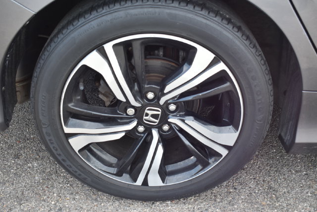 Used 2018 Honda Civic Touring image 46