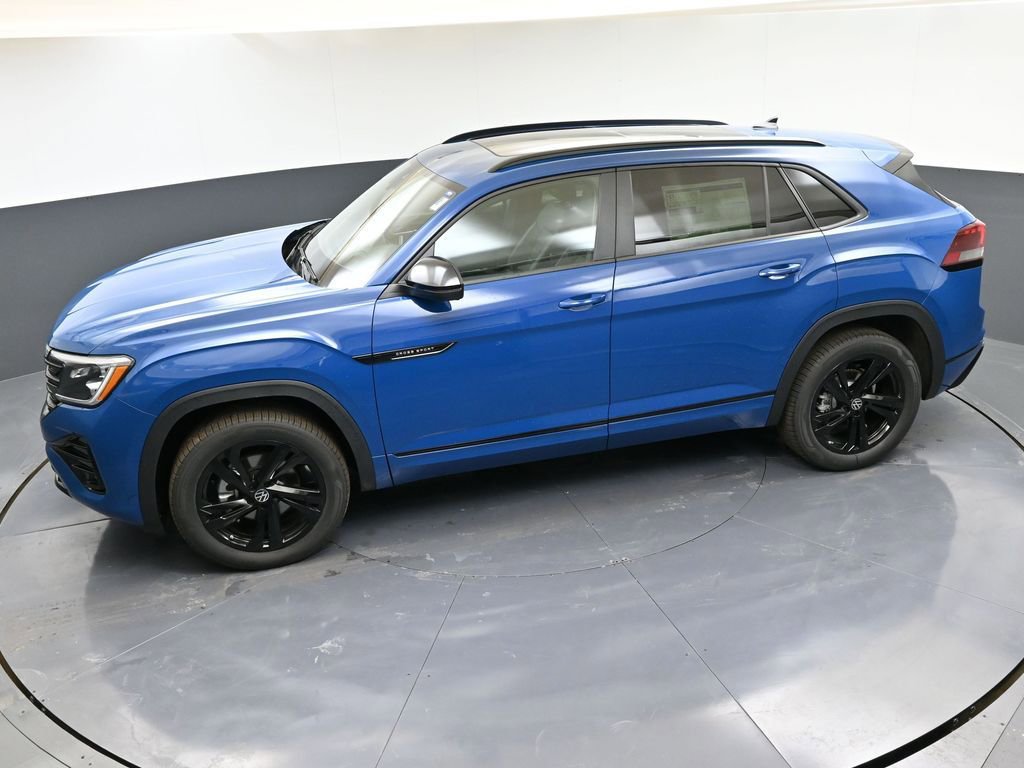 Used 2025 Volkswagen Atlas Cross Sport SEL R-Line image 37