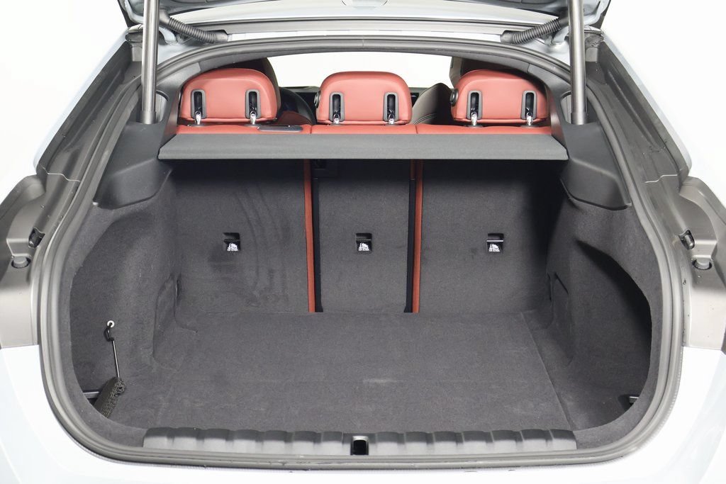 New 2026 BMW i4 eDrive40 w/ M Sport Package RWD image 8