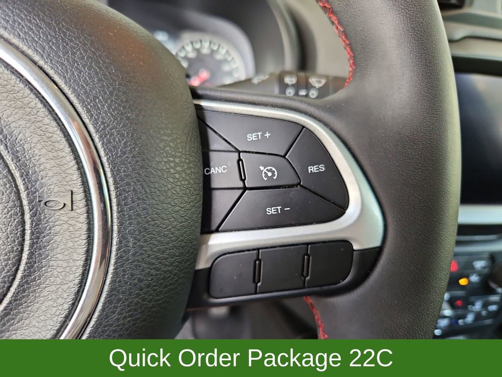 Used 2023 Jeep Renegade Trailhawk image 12