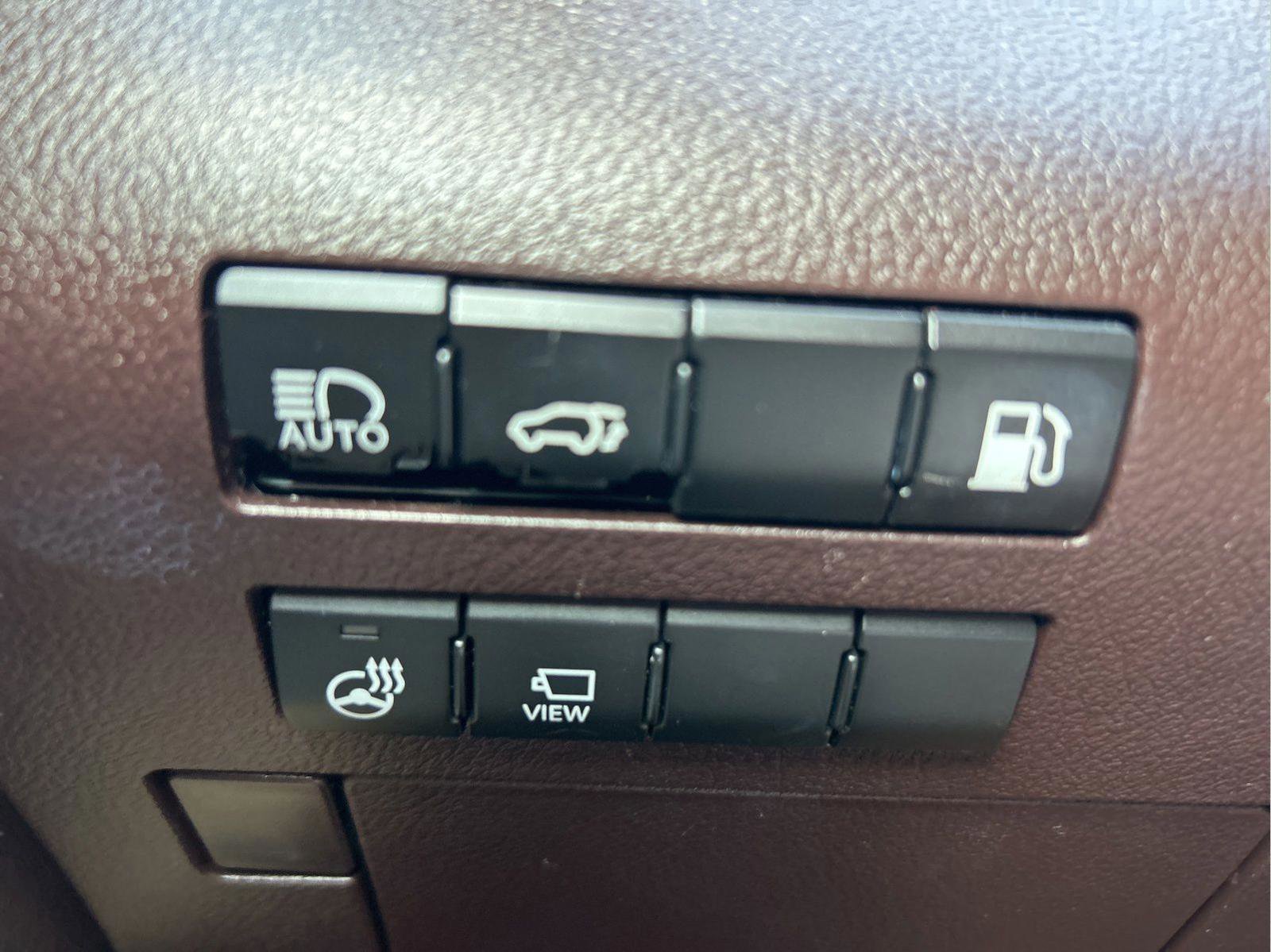 Used 2017 Lexus RX 450h AWD w/ Luxury Package image 26