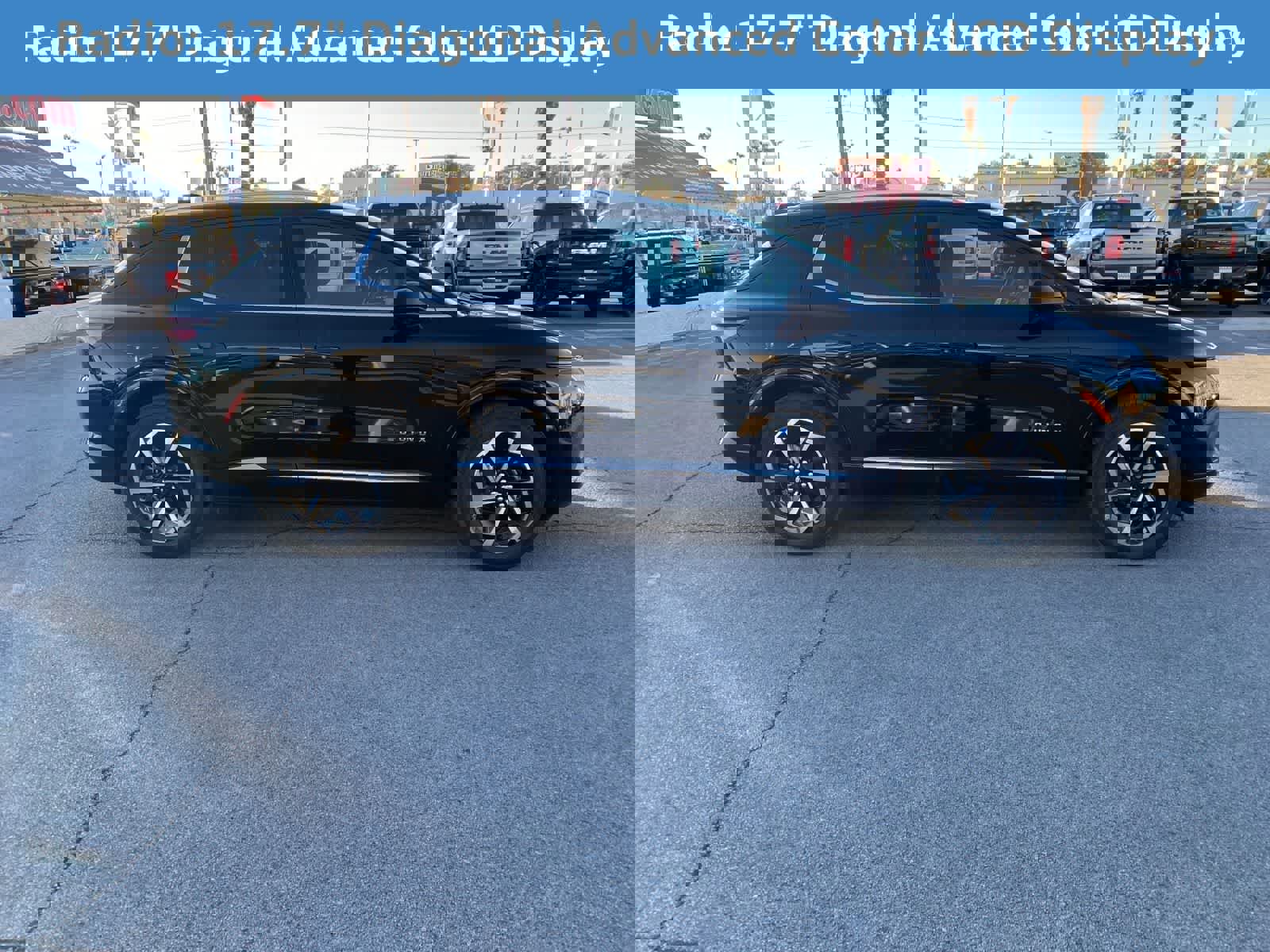 Used 2025 Chevrolet Equinox EV LT w/ Convenience Package image 9