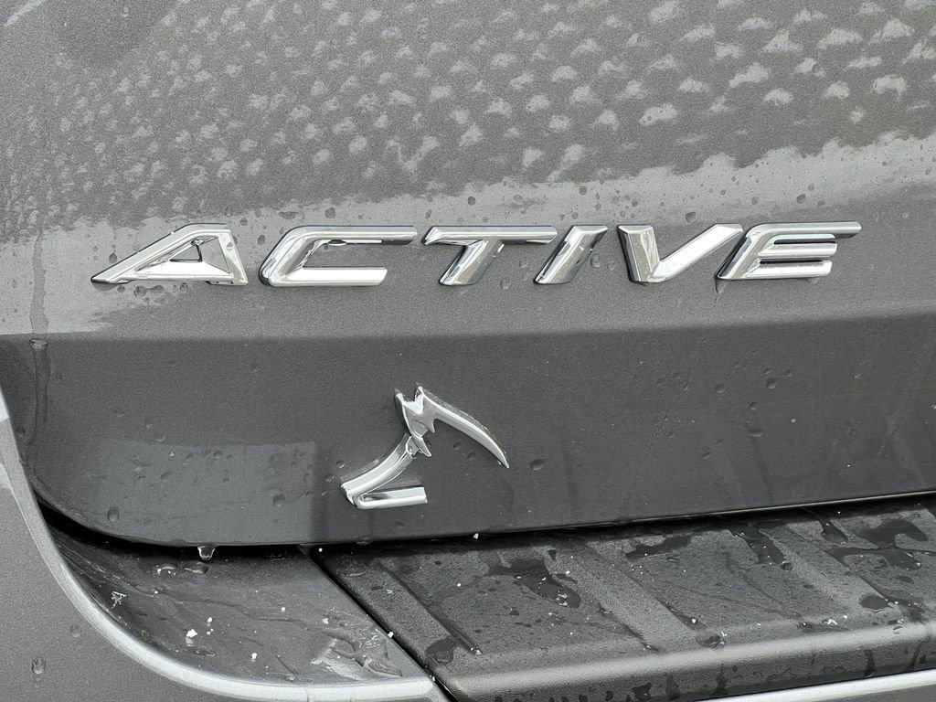 Used 2026 Ford Explorer Active w/ Active Comfort Package image 9