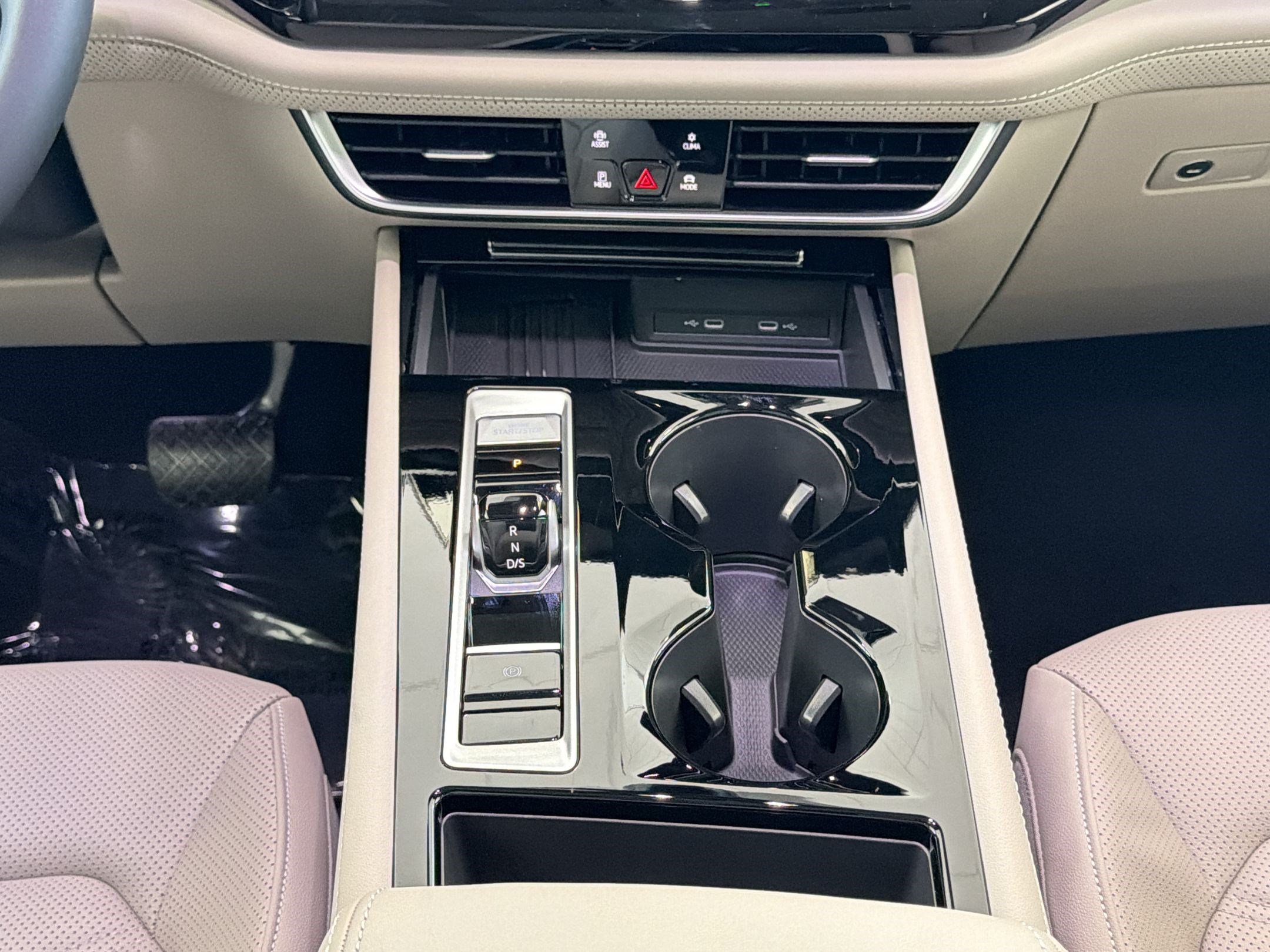 New 2026 Volkswagen Atlas SE FWD image 26