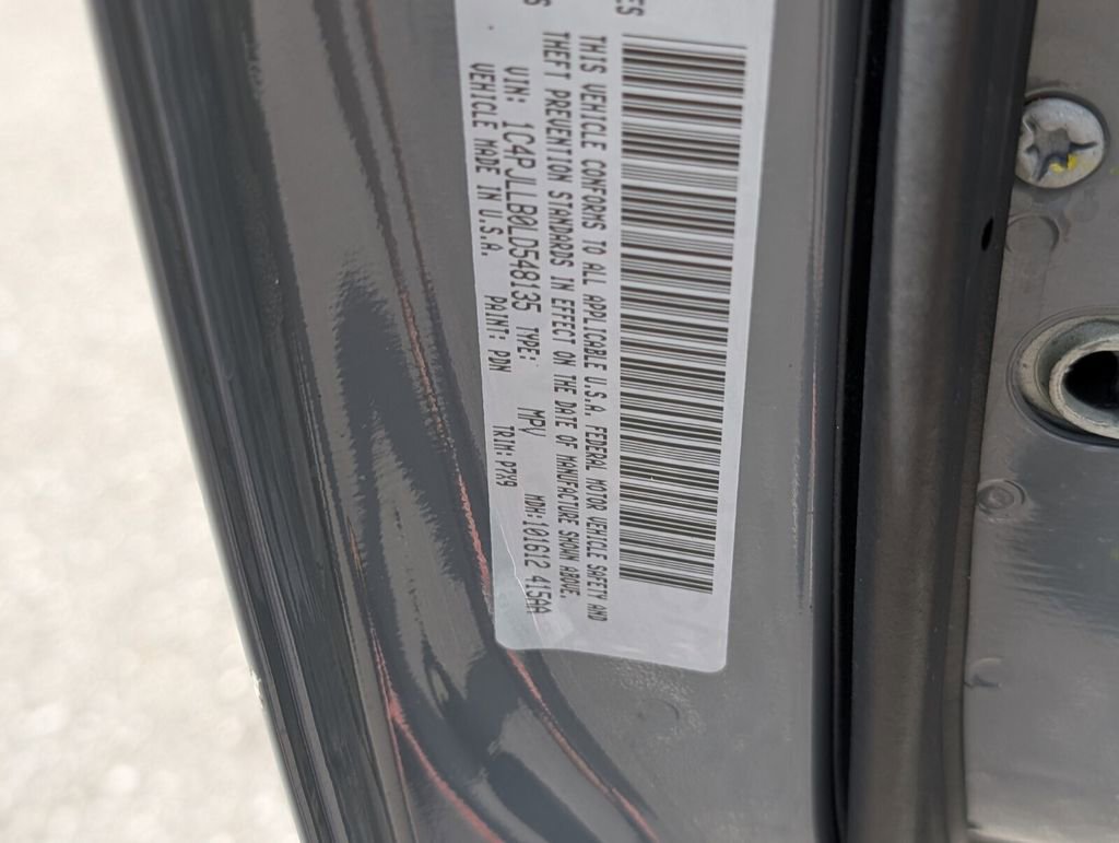 Used 2020 Jeep Cherokee Latitude Plus image 20