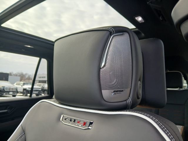 New 2026 GMC Yukon AT4 Ultimate w/ LPO, Illumination Package AWD/4WD image 33