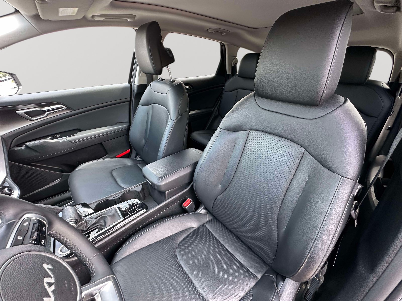 Used 2025 Kia Sportage EX w/ Premium Package AWD/4WD image 22