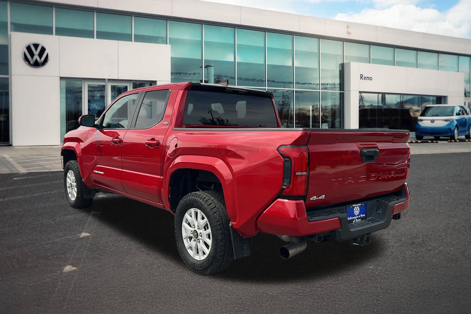 Used 2024 Toyota Tacoma SR5 AWD/4WD image 7
