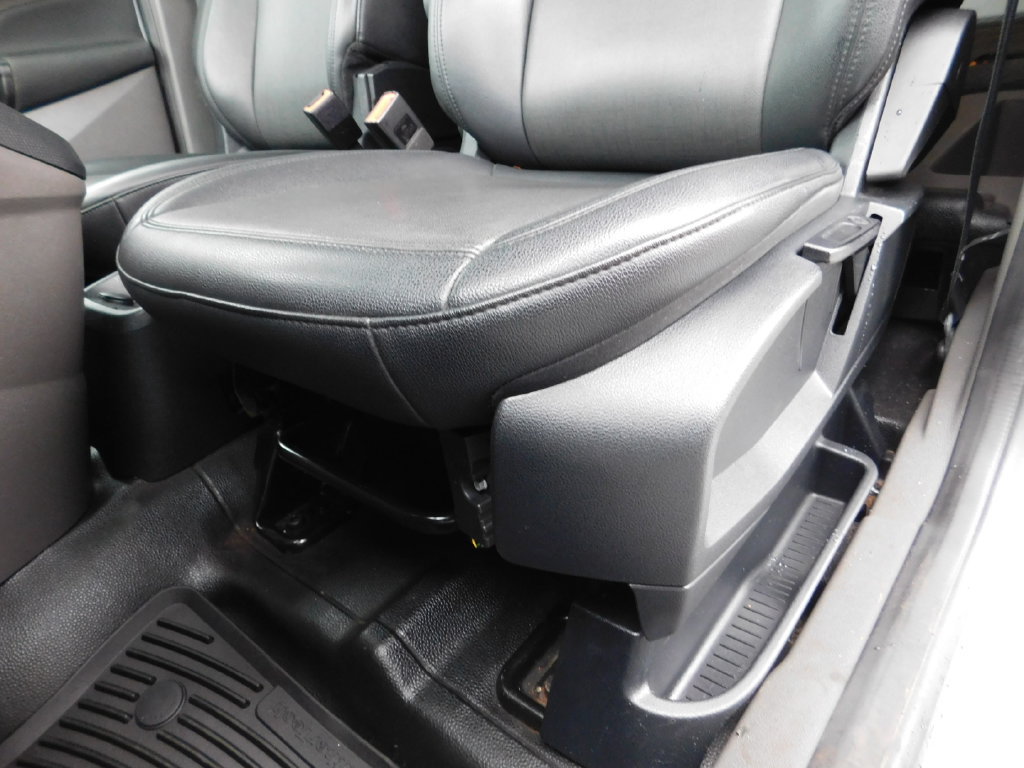 Used 2021 Ford Transit Connect XL FWD image 17