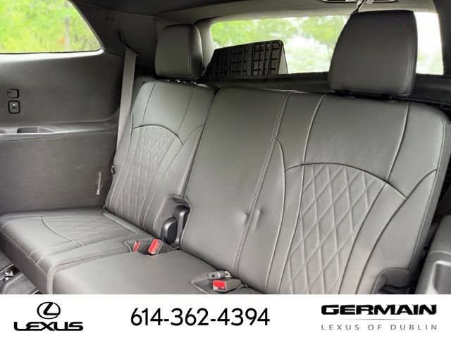 Used 2024 Buick Enclave Avenir w/ Avenir Technology Package AWD/4WD image 17