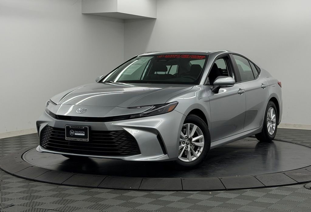 Used 2026 Toyota Camry LE FWD image 2