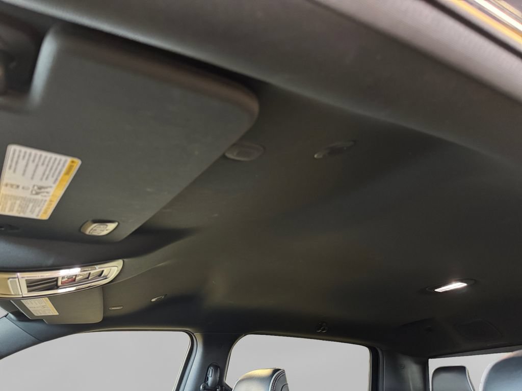 Used 2023 RAM 1500 Laramie AWD/4WD image 23