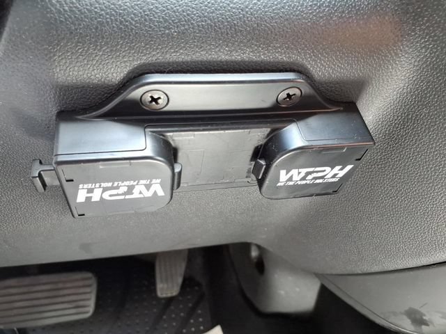 Used 2020 Chevrolet Silverado 1500 Custom w/ Custom Value Package AWD/4WD image 33