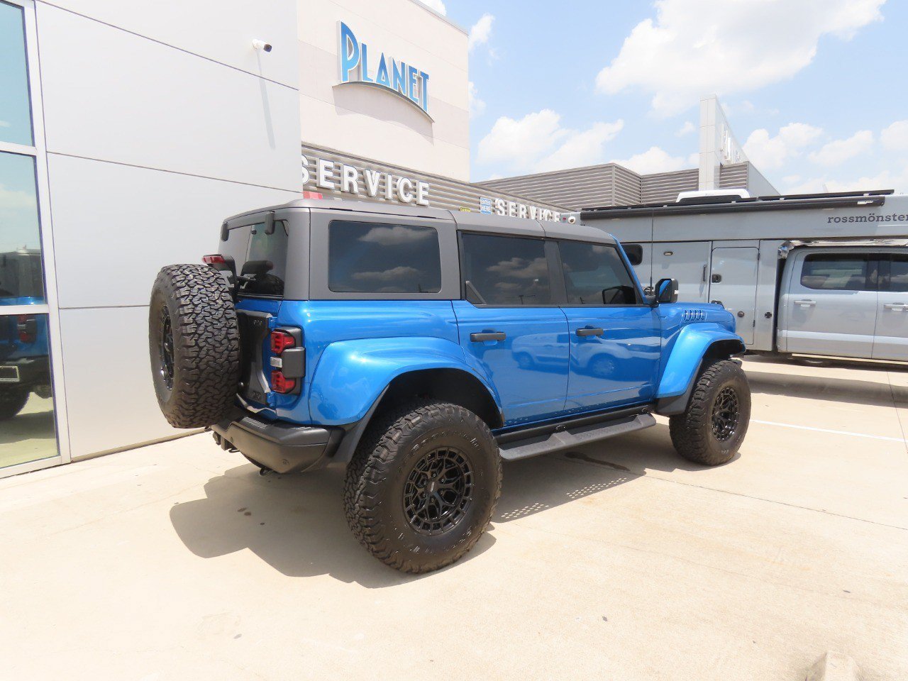 Used 2024 Ford Bronco Raptor AWD/4WD image 11