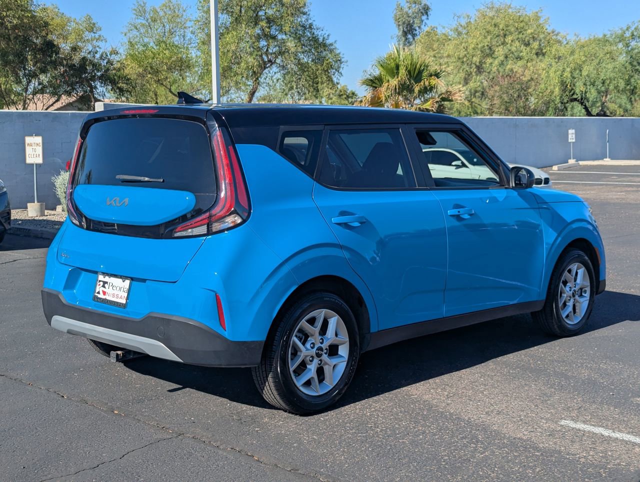 Used 2023 Kia Soul S FWD image 6
