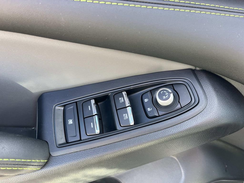 Used 2024 Subaru Ascent Onyx Edition image 28