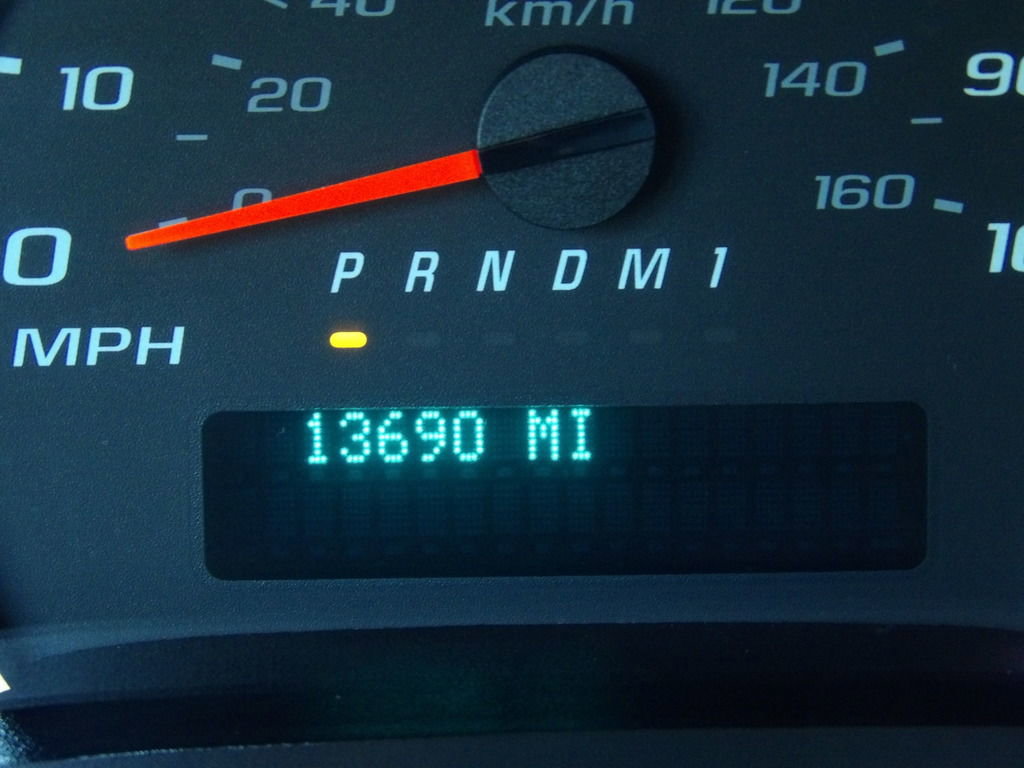 Used 2024 GMC Savana 2500 w/ Driver Convenience Package RWD image 21