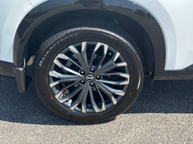 New 2026 Nissan Rogue Platinum AWD/4WD image 11