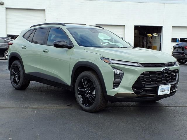 New 2026 Chevrolet Trax ACTIV FWD image 2