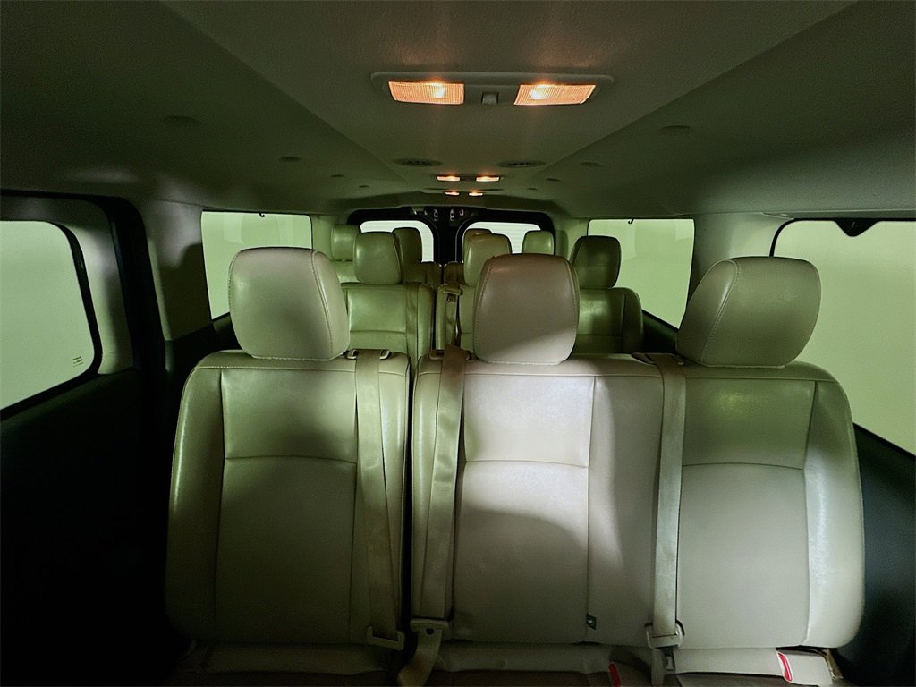Used 2016 Nissan NV 3500 SL image 13