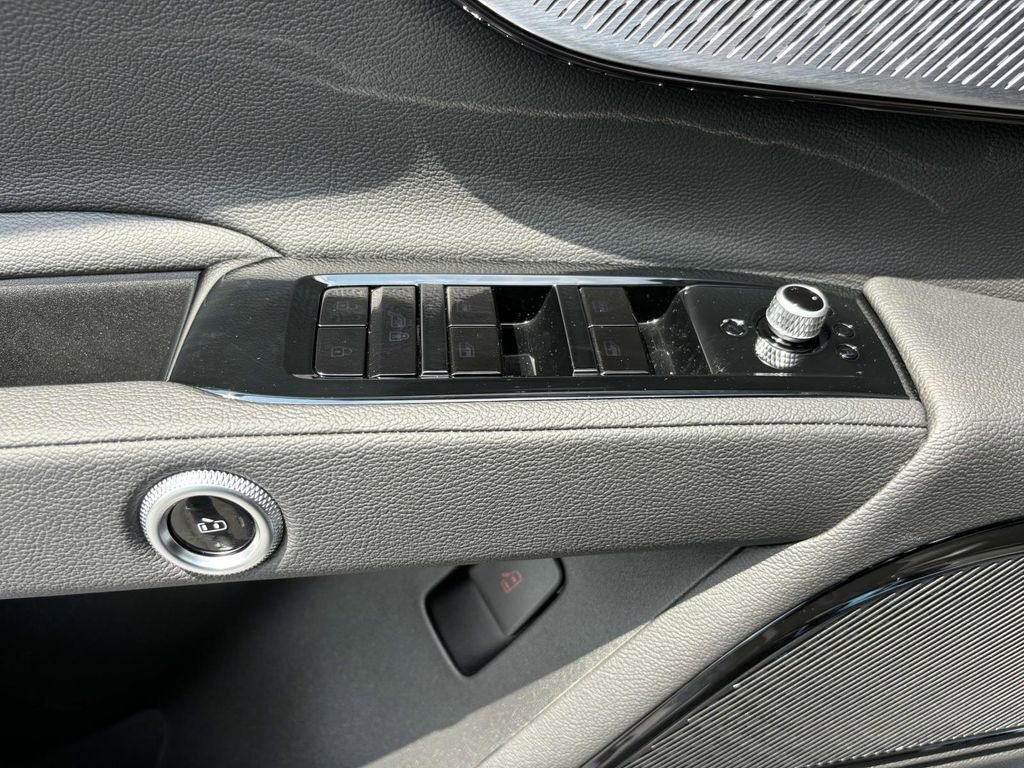 New 2024 Maserati Grecale GT image 29