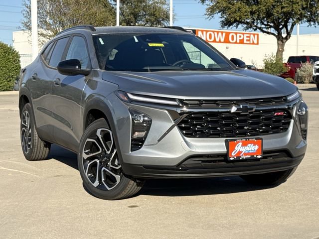 New 2026 Chevrolet Trax RS w/ Driver Confidence Package FWD image 2
