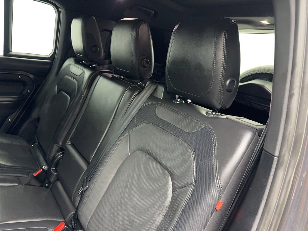 Used 2024 Land Rover Defender 130 Outbound image 32