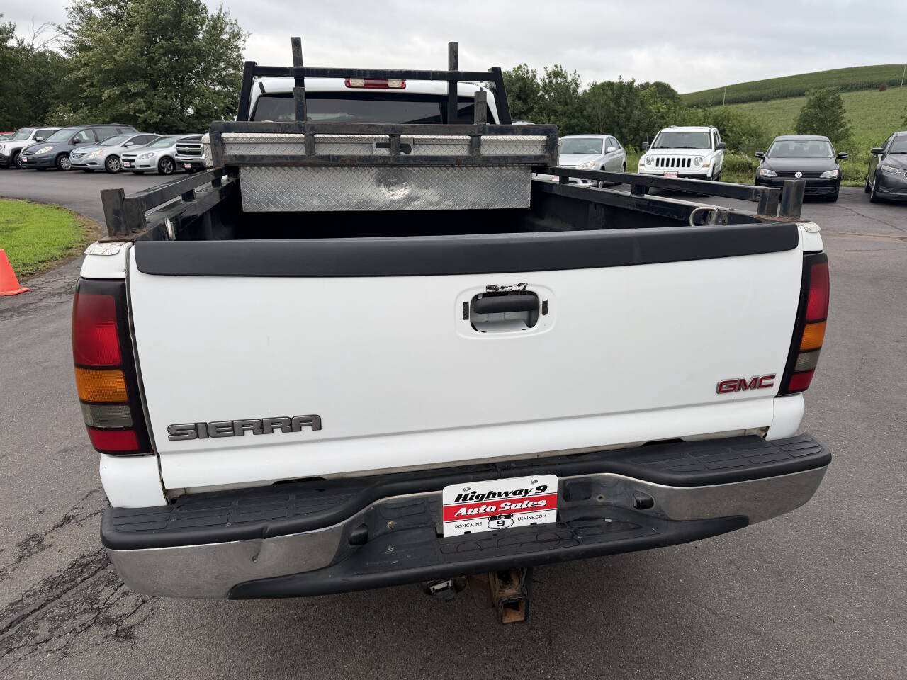 Used 2004 GMC Sierra 1500 SLE w/ Light Duty Power Package AWD/4WD image 5
