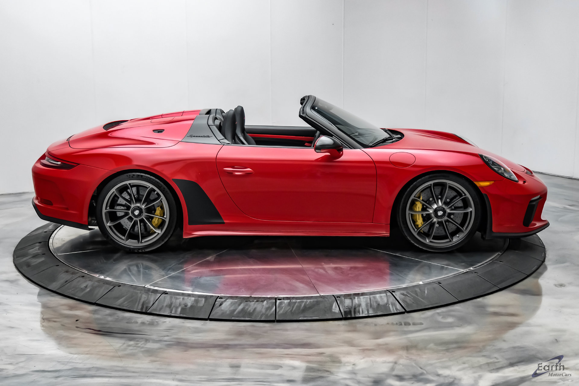 Used 2019 Porsche 911 Speedster RWD image 26