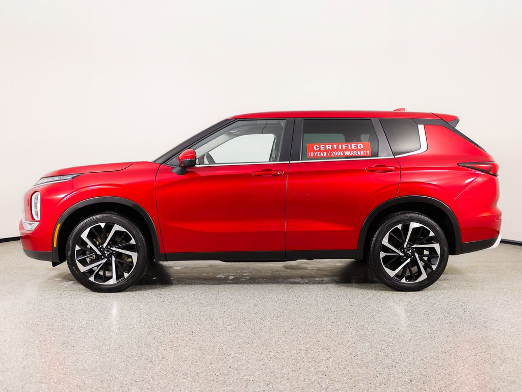 Used 2022 Mitsubishi Outlander SE image 5