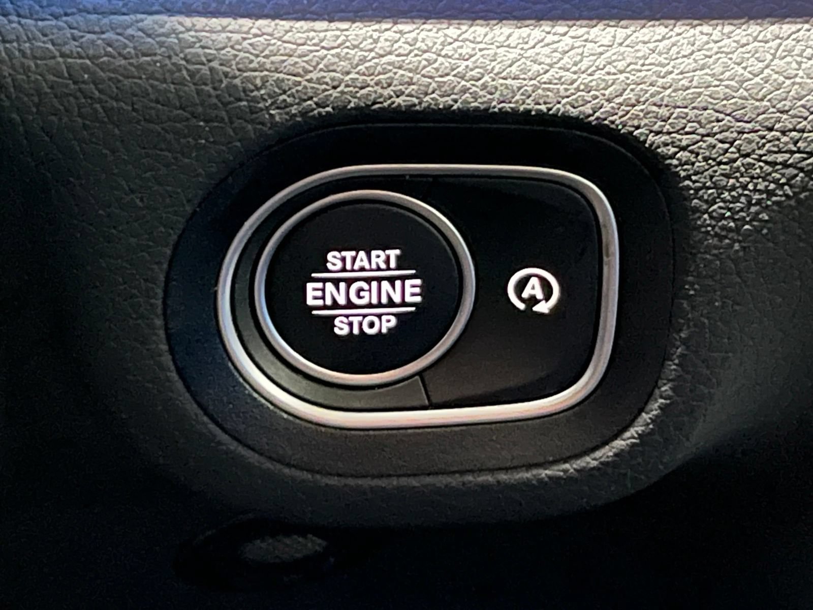 Used 2025 Mercedes-Benz GLE 350 4MATIC image 30