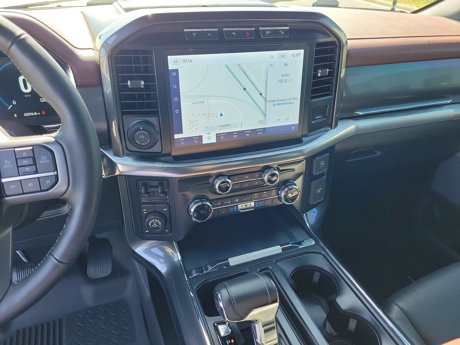 Certified 2022 Ford F150 Lariat w/ Max Trailer Tow Package AWD/4WD image 23