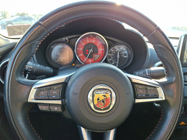 Used 2020 FIAT 124 Spider Abarth w/ Convenience Group image 20
