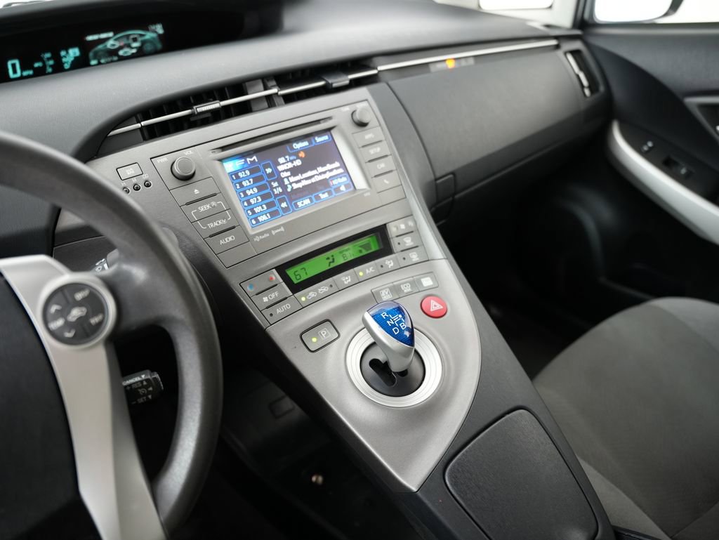 Used 2012 Toyota Prius Three image 18