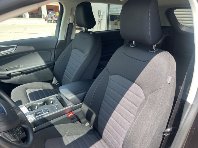 New 2024 Ford Edge SE w/ Black Appearance Package image 13