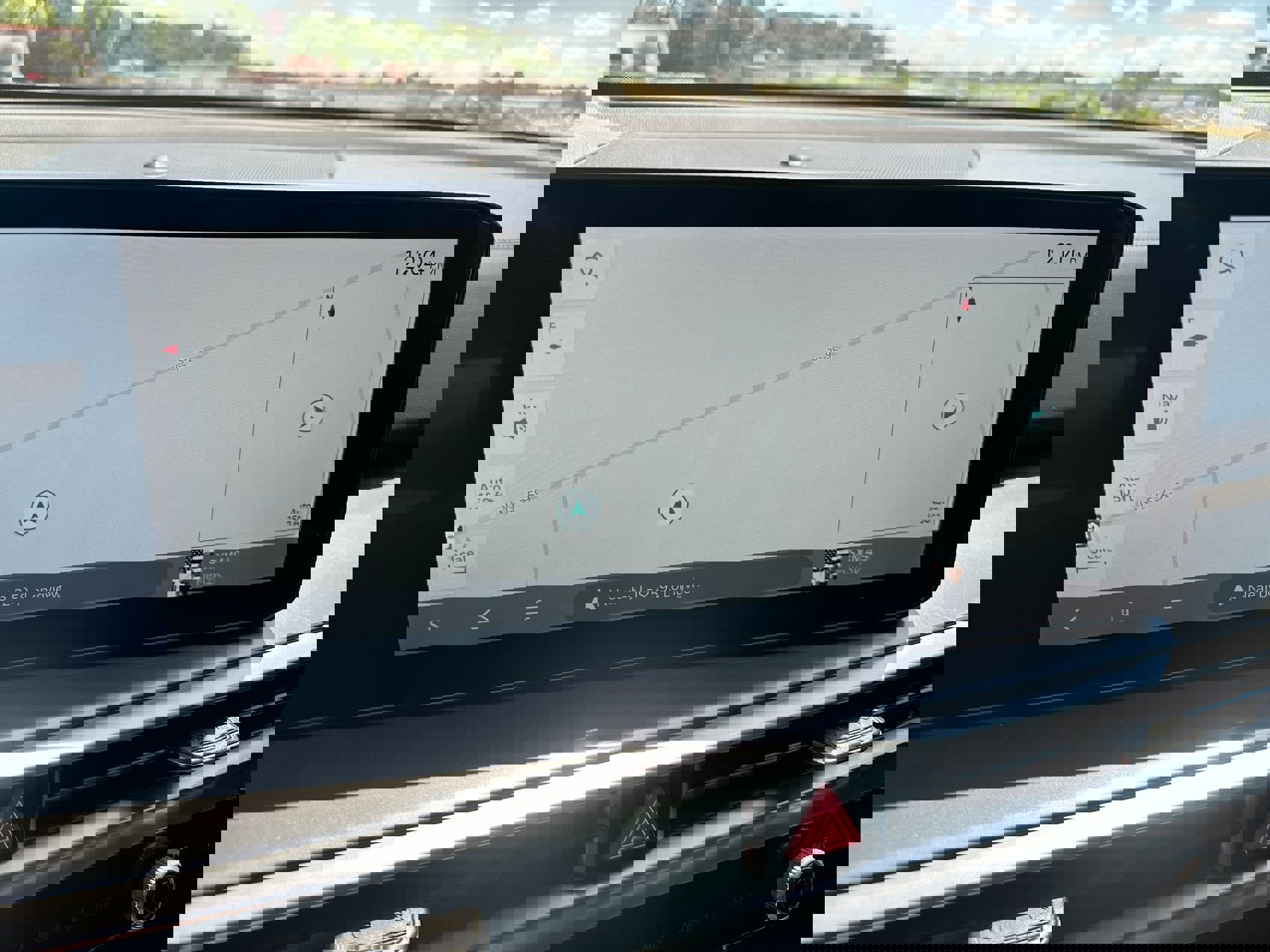 Used 2025 Kia Sorento EX w/ Panoramic Sunroof Package image 18