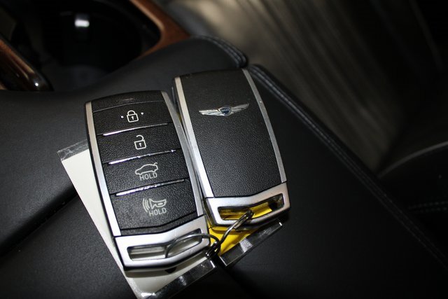 Used 2019 Genesis G90 3.3T Premium image 24