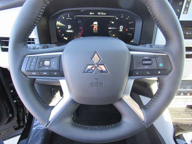 New 2026 Mitsubishi Outlander SEL FWD image 21