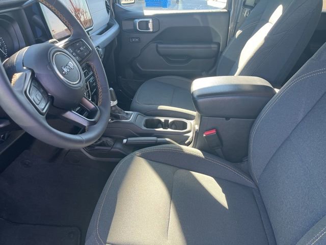 Used 2024 Jeep Wrangler Unlimited w/ Convenience Group image 9