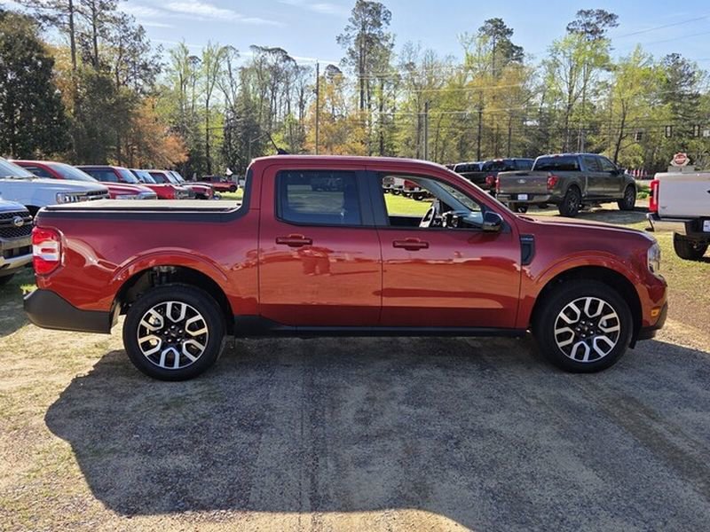 Used 2024 Ford Maverick Lariat image 14