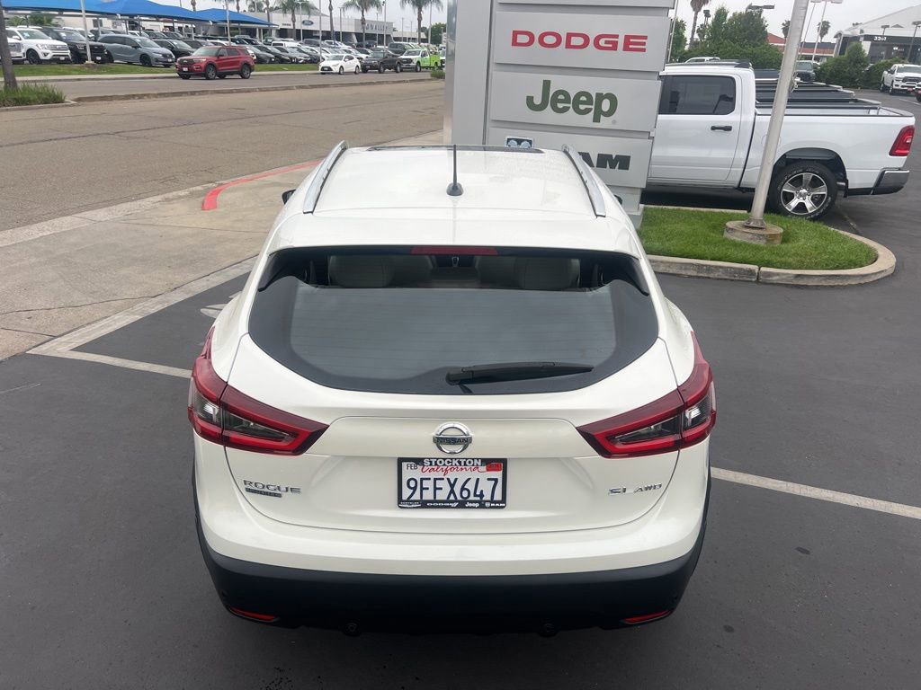Used 2022 Nissan Rogue Sport SL w/ Premium Package AWD/4WD image 11