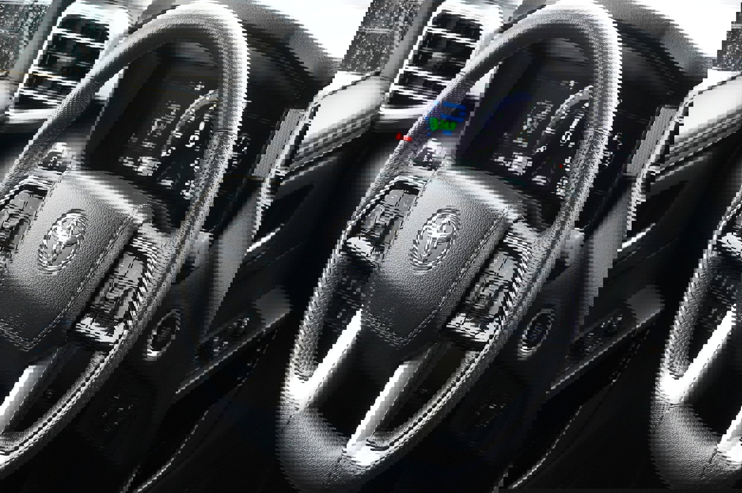 Used 2024 Toyota Tundra Limited image 30