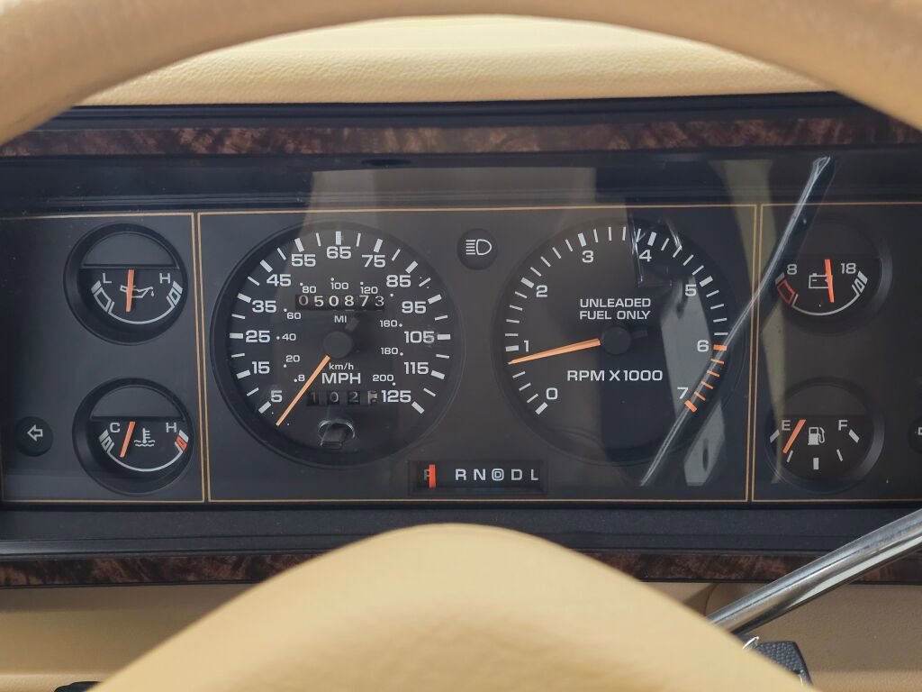 Used 1990 Dodge Grand Caravan LE image 69