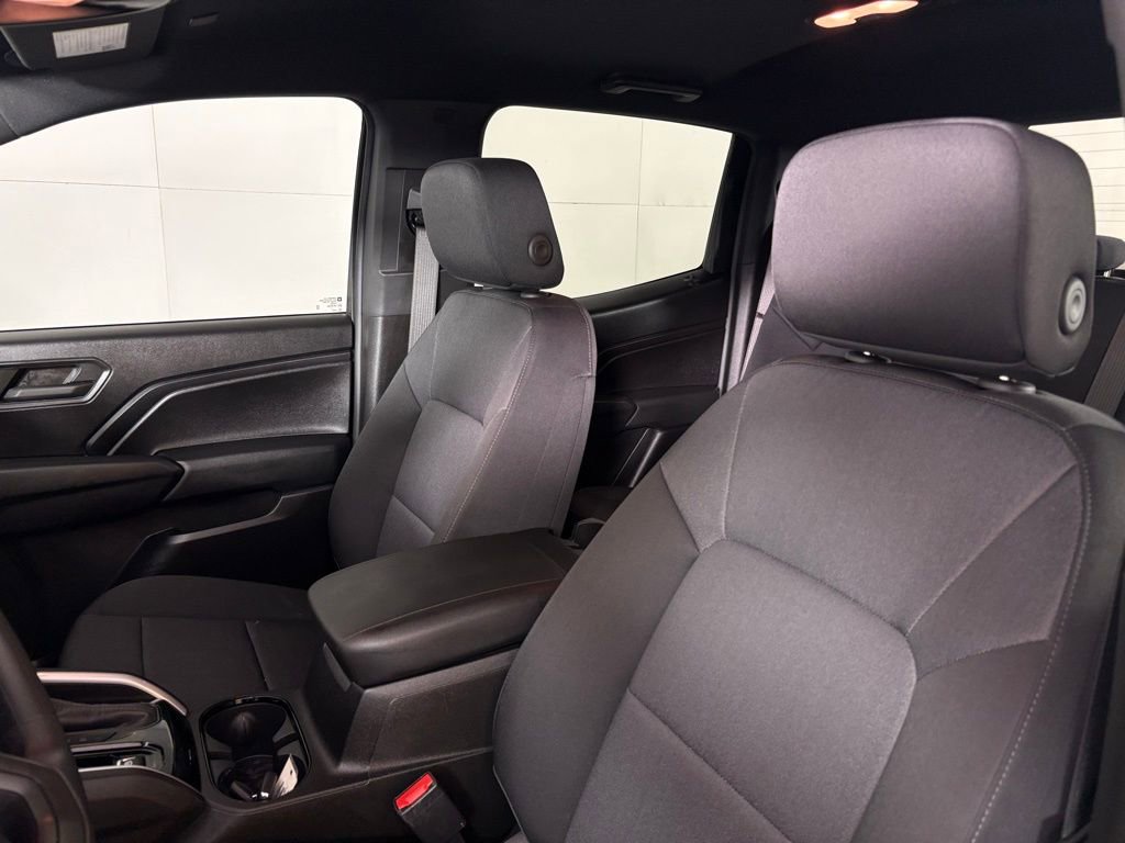 Used 2024 Chevrolet Colorado W/T w/ Safety Package image 21