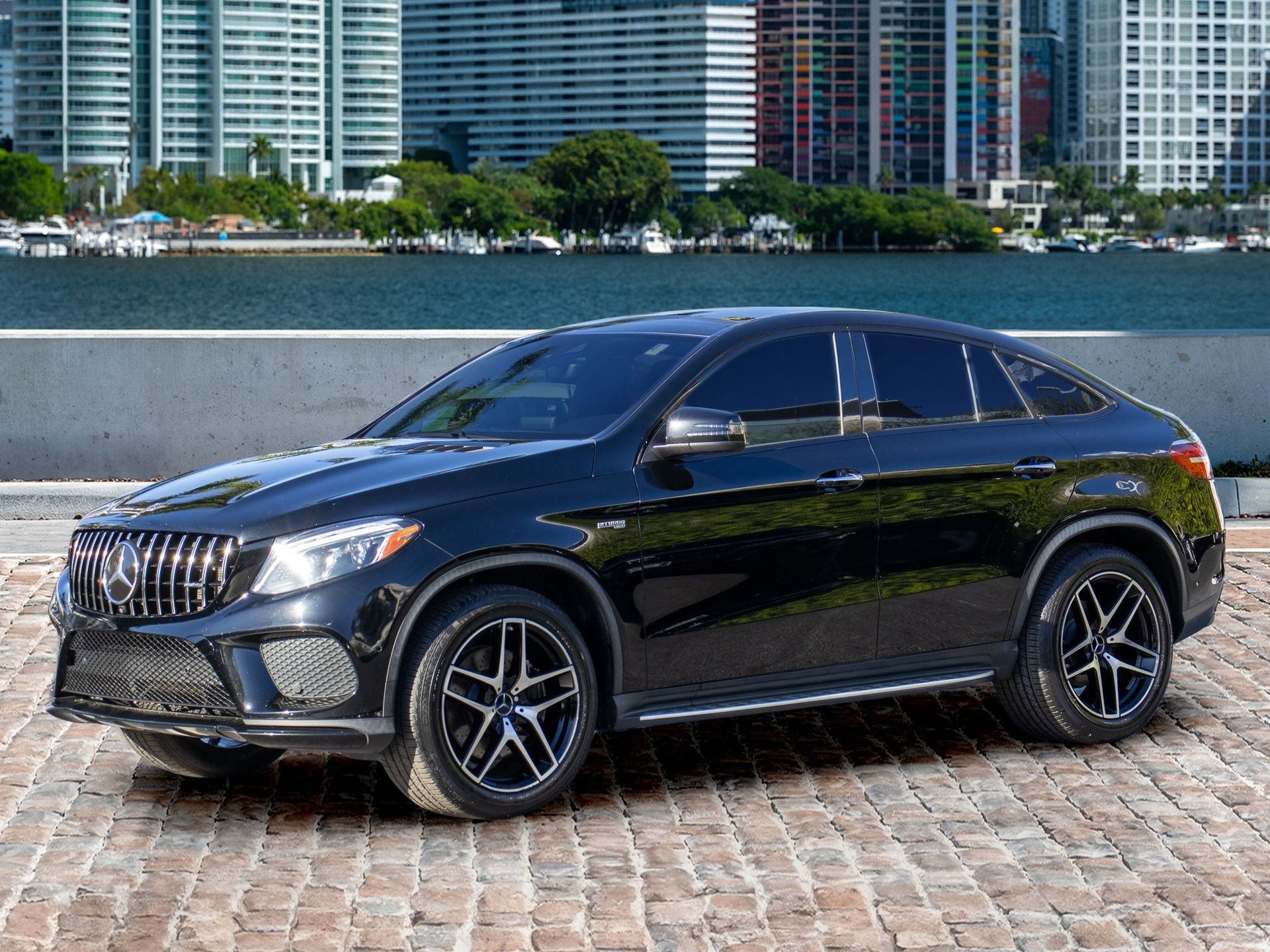 Used 2018 Mercedes-Benz GLE 43 AMG 4MATIC Coupe w/ Premium 3 Package image 1