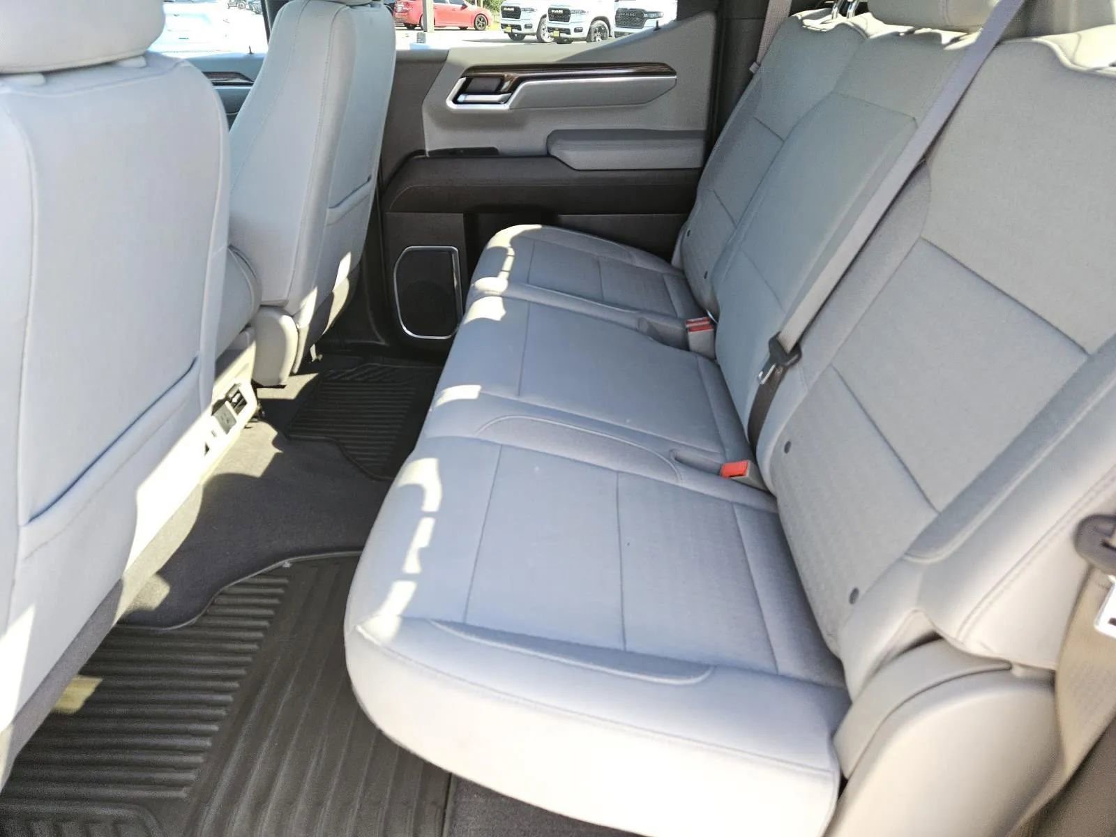 Used 2025 Chevrolet Silverado 1500 LT image 28