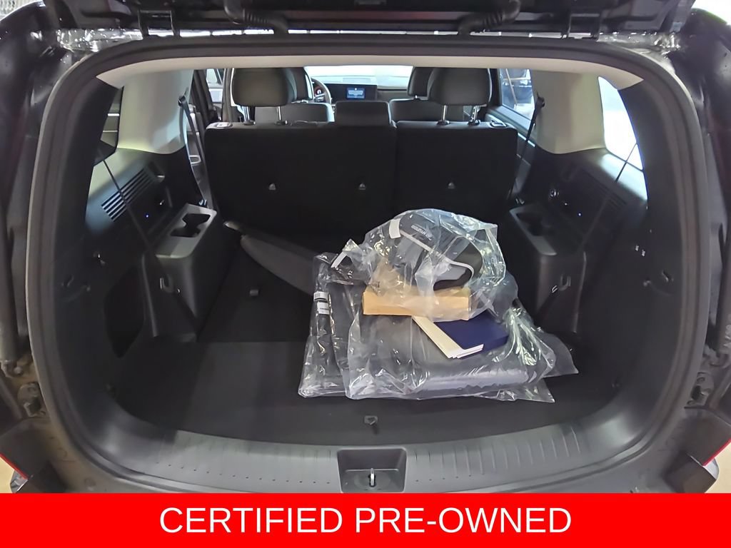 Used 2026 Hyundai Santa Fe SEL FWD image 13