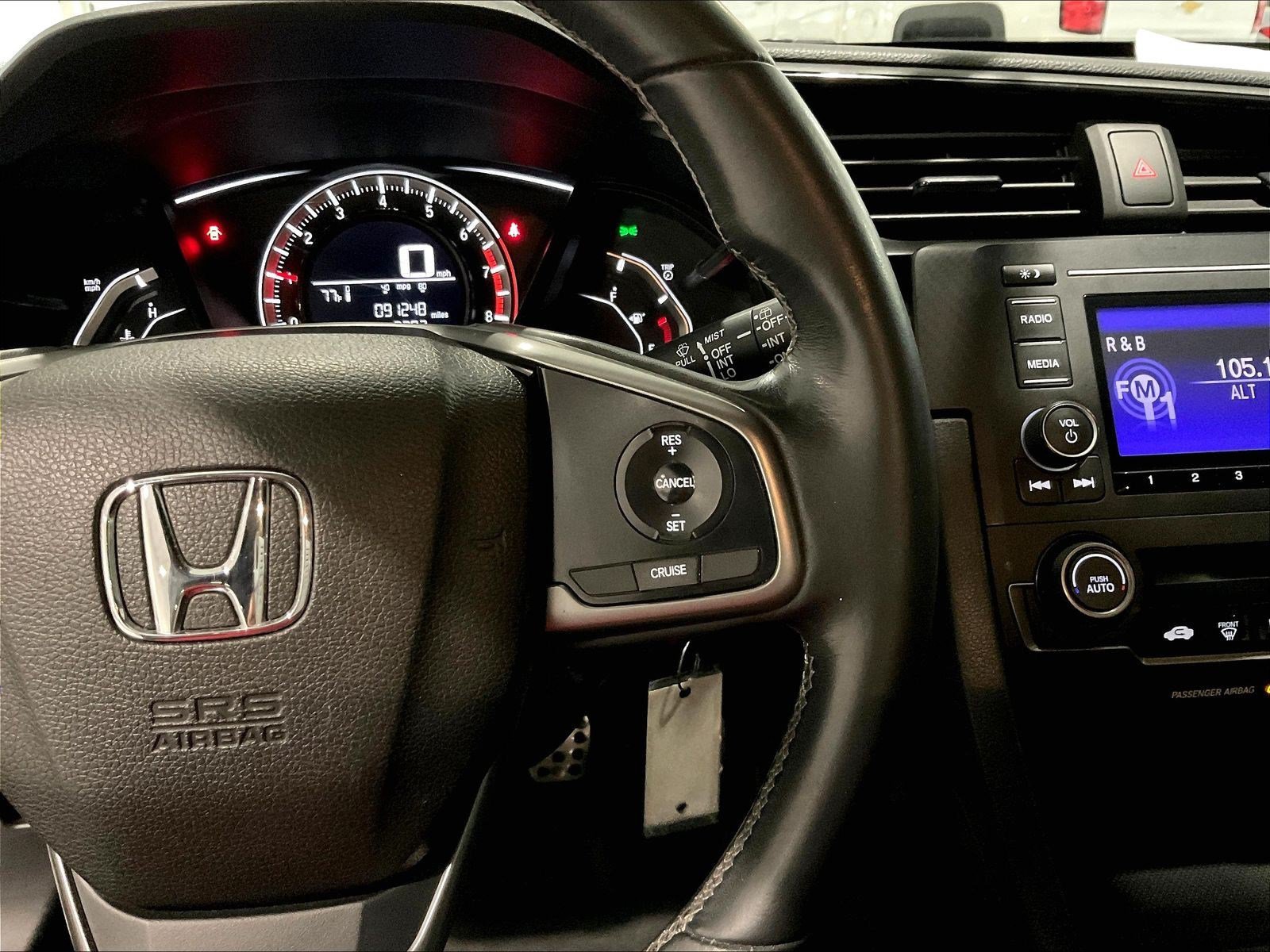 Used 2018 Honda Civic Sport image 11