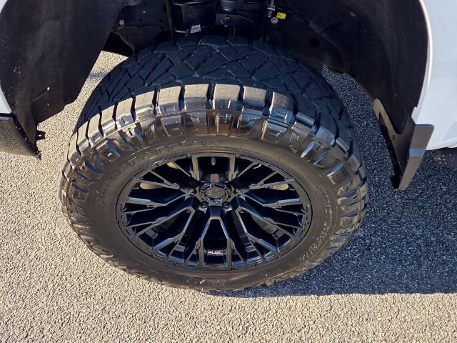 Used 2023 Chevrolet Silverado 1500 LT Trail Boss w/ LT Trail Boss Premium Package AWD/4WD image 10
